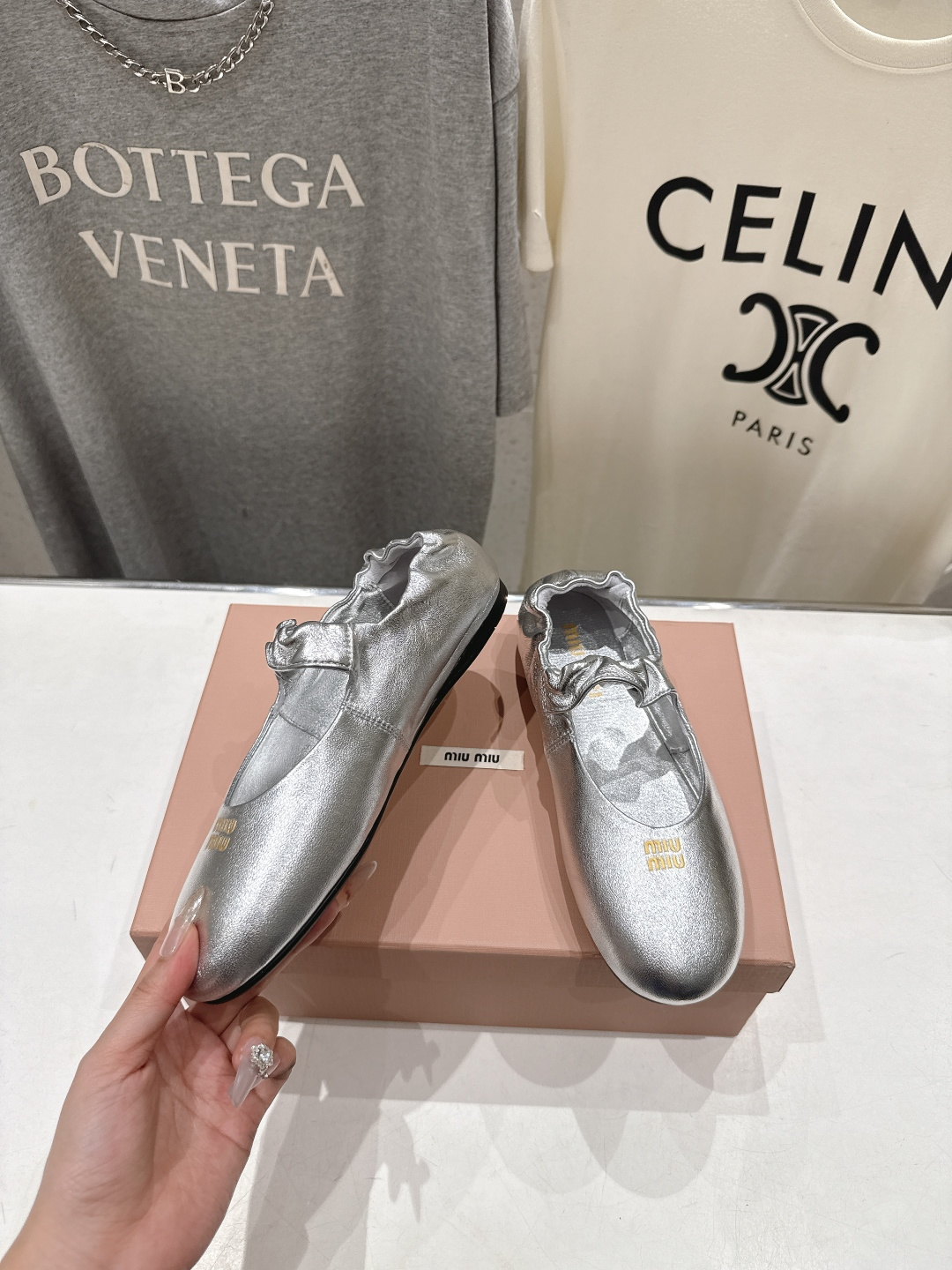 高版本出厂 MiuMiu/缪缪26ss早春走秀新款一脚蹬懒人鞋玛丽珍芭蕾舞鞋·平底单鞋官方春夏走秀新款，