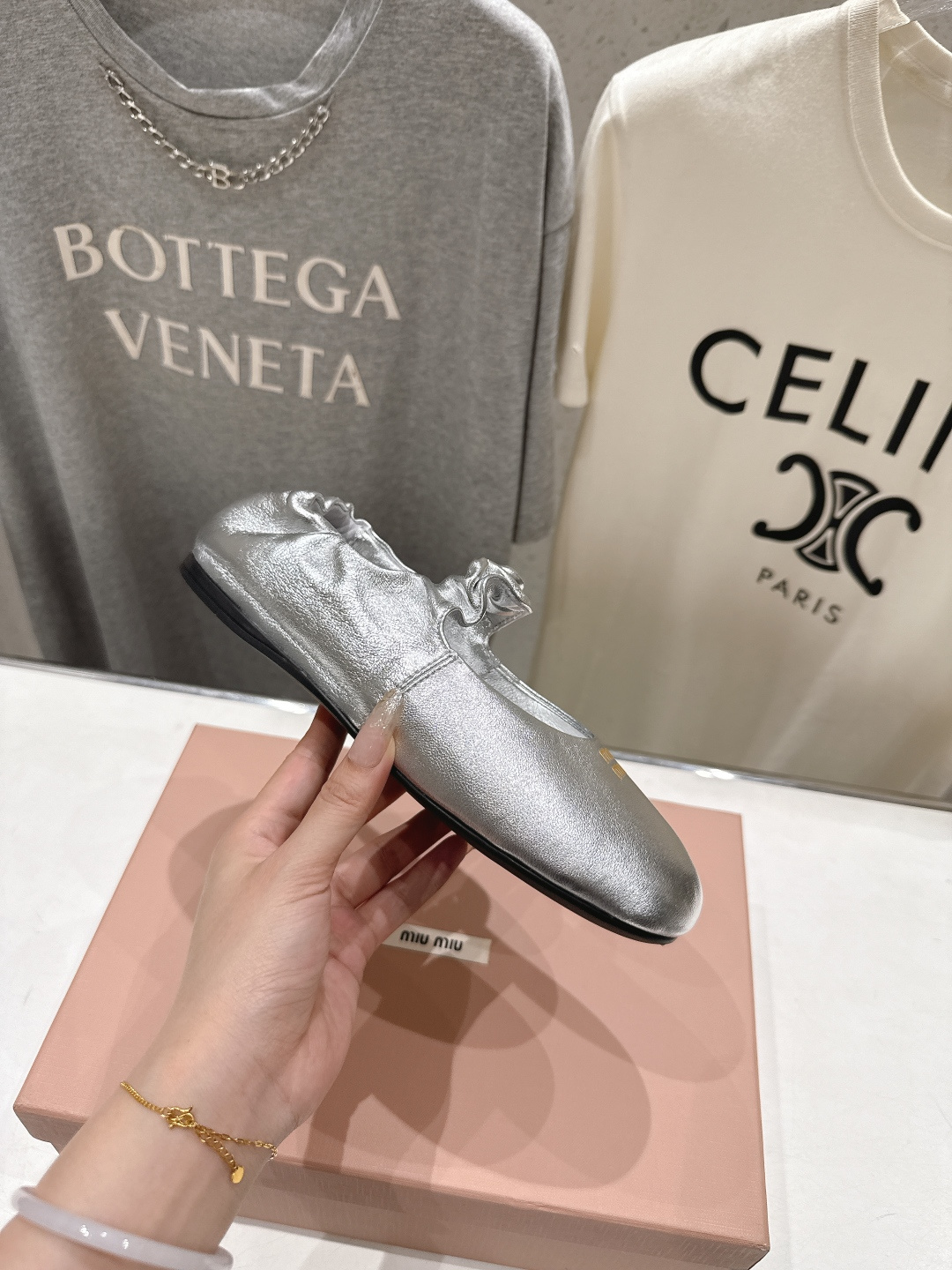 高版本出厂 MiuMiu/缪缪26ss早春走秀新款一脚蹬懒人鞋玛丽珍芭蕾舞鞋·平底单鞋官方春夏走秀新款，