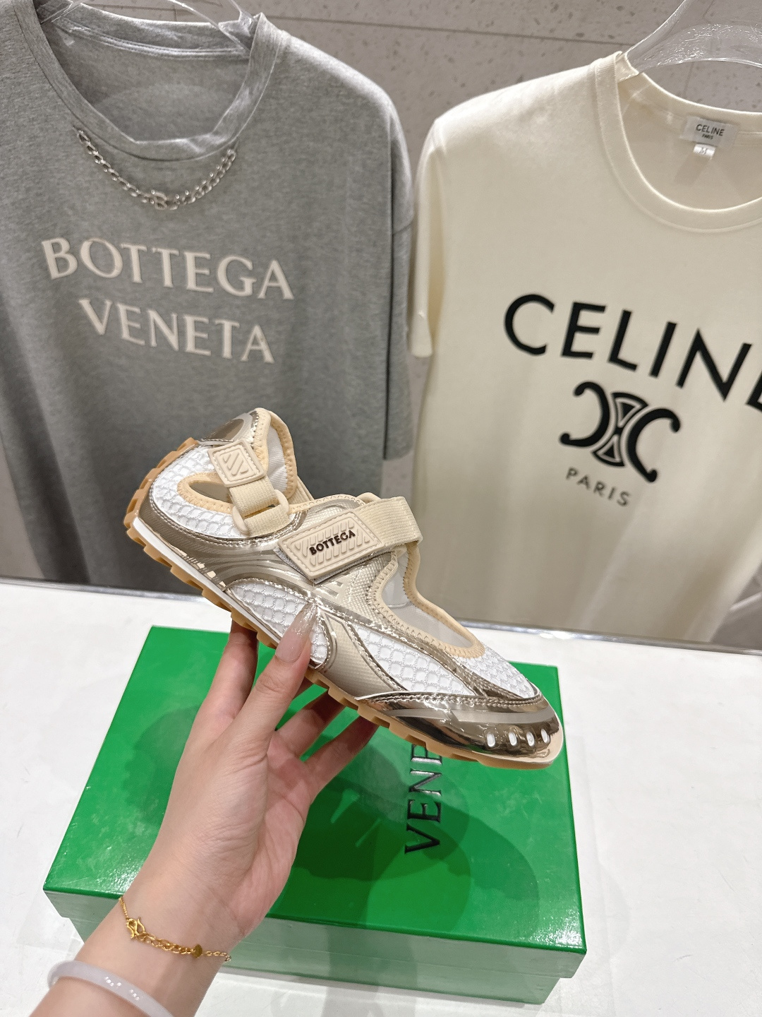 高版本出厂 Bottega Veneta/BV F065 2026ss新款玛丽珍 BV Orbit Fl