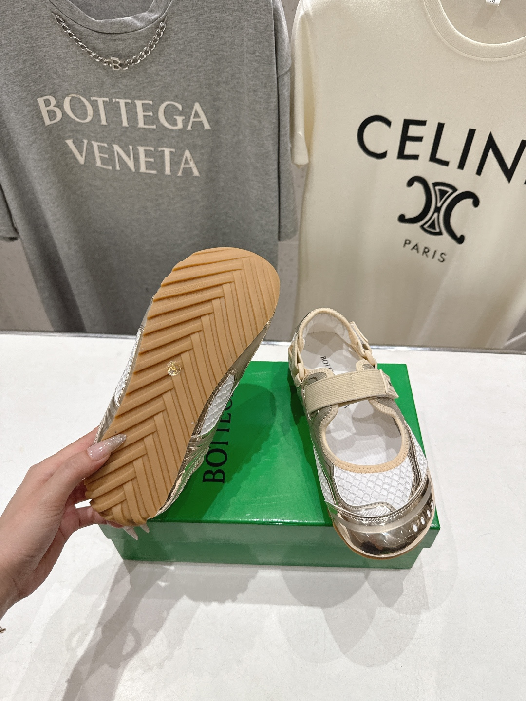 高版本出厂 Bottega Veneta/BV F065 2026ss新款玛丽珍 BV Orbit Fl