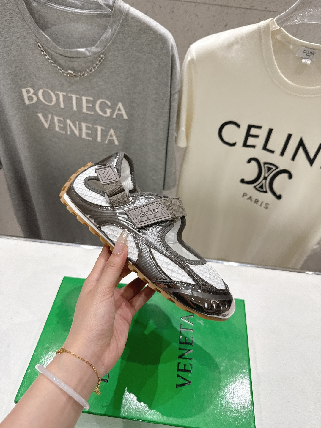 高版本出厂 Bottega Veneta/BV F065 2026ss新款玛丽珍 BV Orbit Fl