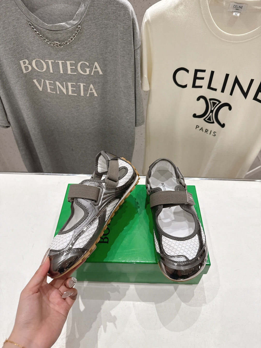 高版本出厂 Bottega Veneta/BV F065 2026ss新款玛丽珍 BV Orbit Fl