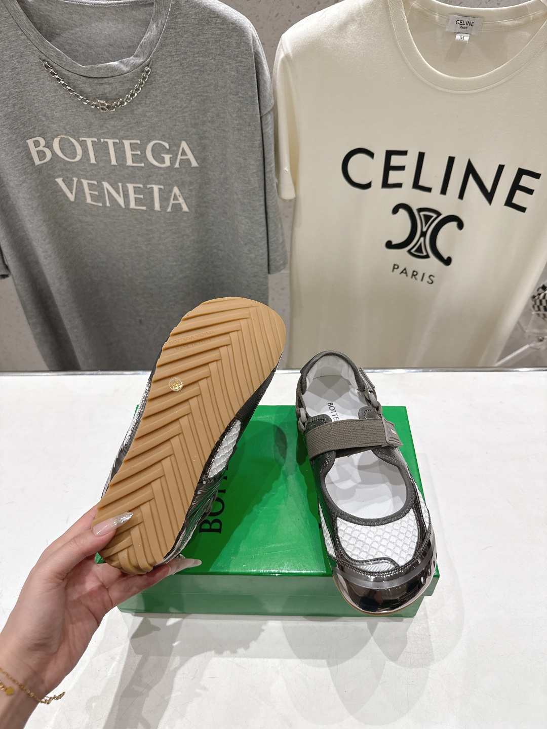 高版本出厂 Bottega Veneta/BV F065 2026ss新款玛丽珍 BV Orbit Fl