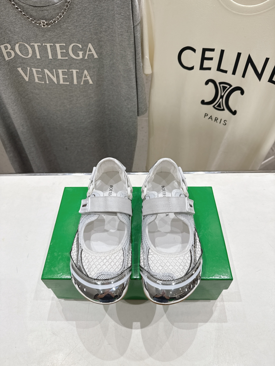 高版本出厂 Bottega Veneta/BV F065 2026ss新款玛丽珍 BV Orbit Fl