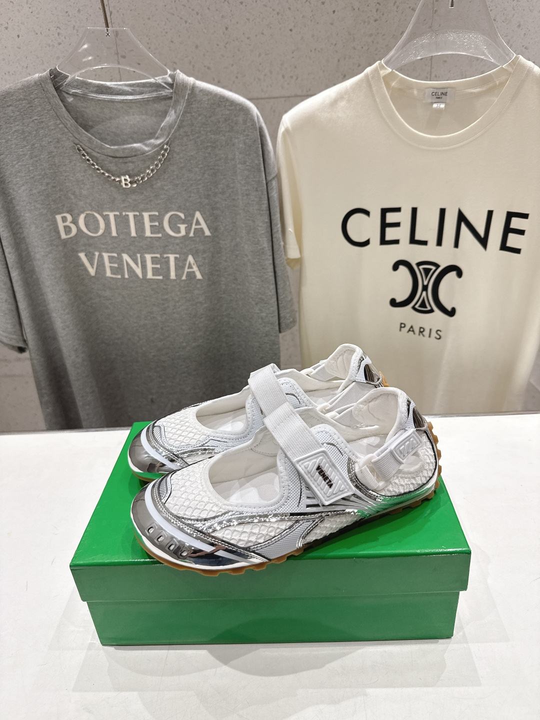 高版本出厂 Bottega Veneta/BV F065 2026ss新款玛丽珍 BV Orbit Fl