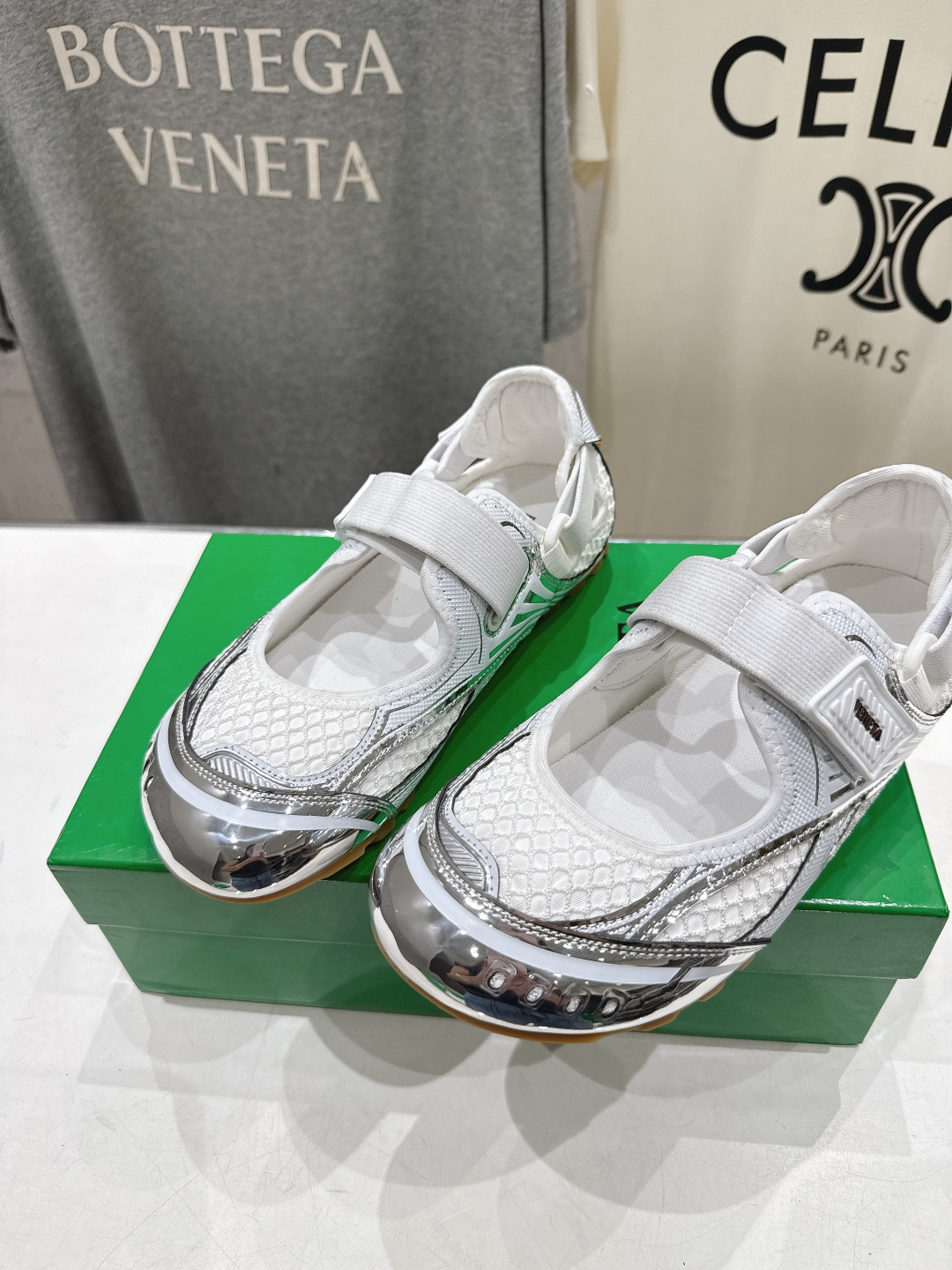 高版本出厂 Bottega Veneta/BV F065 2026ss新款玛丽珍 BV Orbit Fl