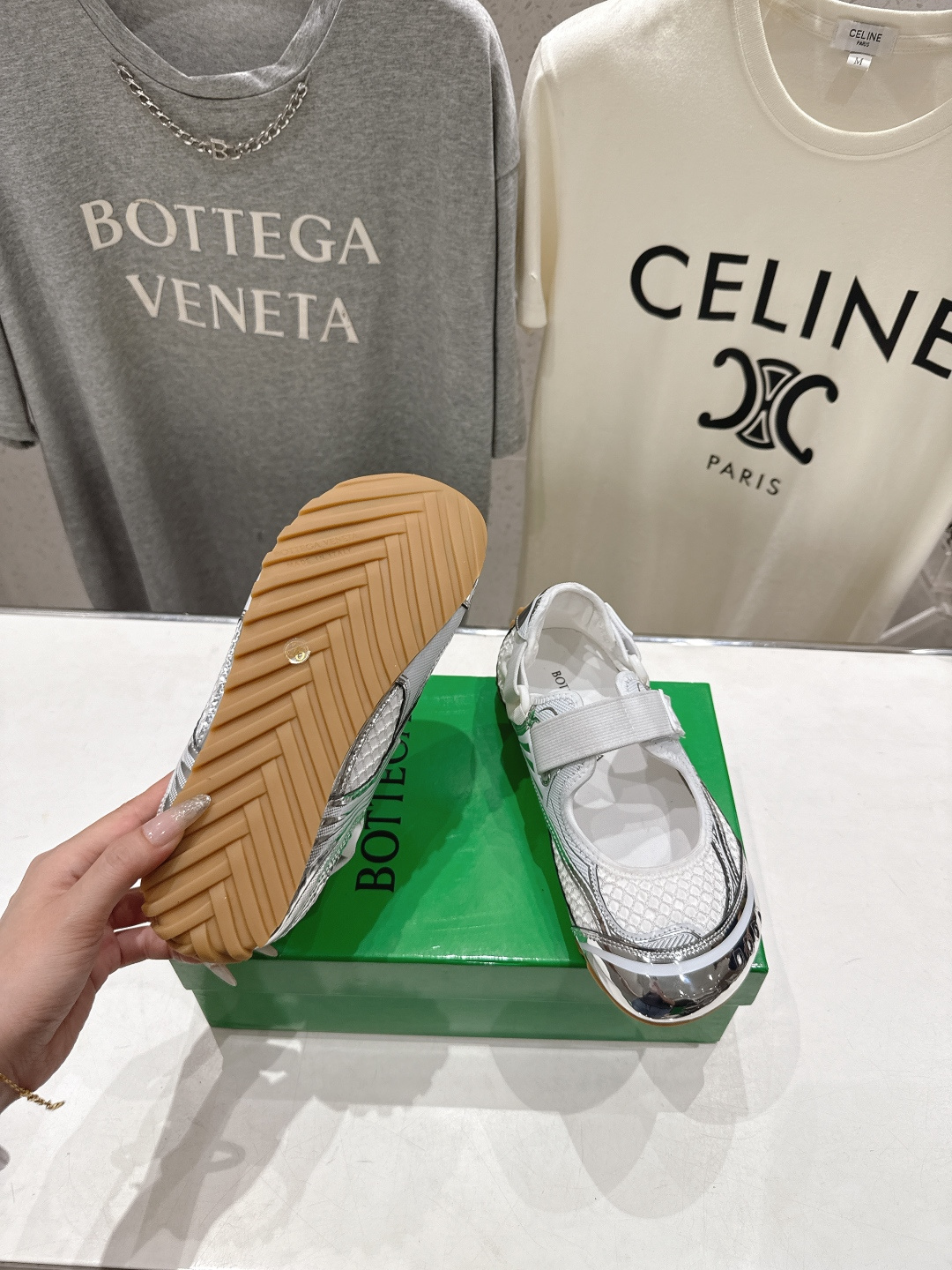 高版本出厂 Bottega Veneta/BV F065 2026ss新款玛丽珍 BV Orbit Fl