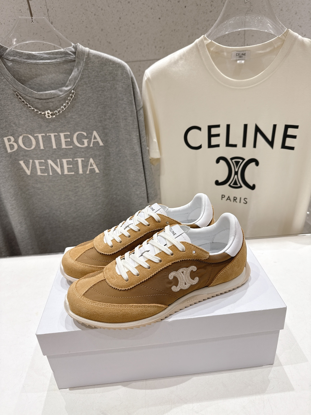 高版本出厂 CELINE*思琳赛琳F0376 2026ss新款徽标系带阿甘鞋休闲运动鞋小白鞋简单舒服，干