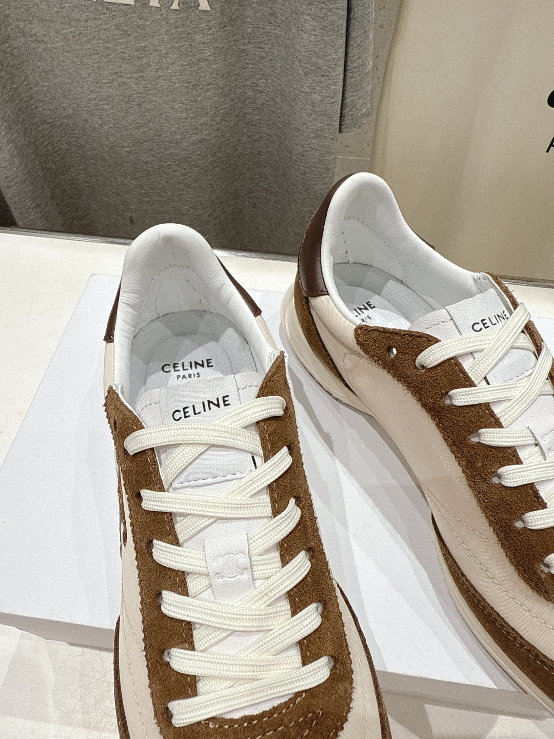 高版本出厂 CELINE*思琳赛琳F0376 2026ss新款徽标系带阿甘鞋休闲运动鞋小白鞋简单舒服，干