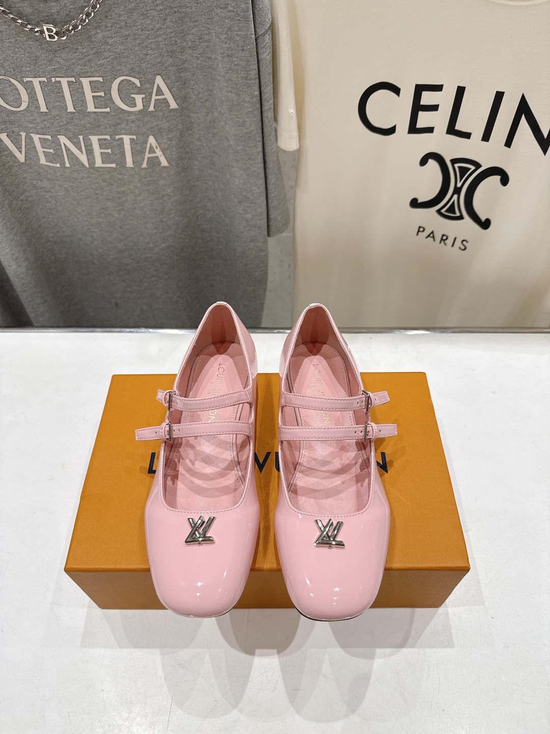 高版本出厂 Louis Vuitton 26ss new arrival LV驴牌春夏系列玛丽珍平底鞋单