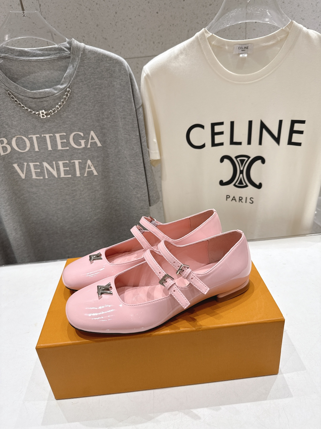 高版本出厂 Louis Vuitton 26ss new arrival LV驴牌春夏系列玛丽珍平底鞋单