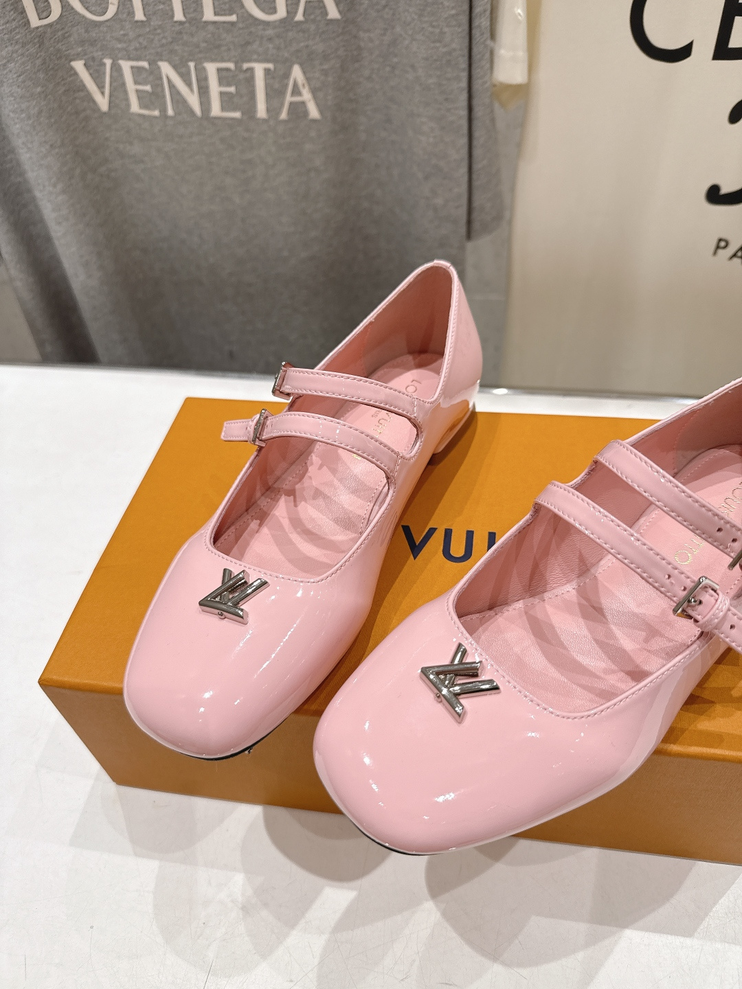 高版本出厂 Louis Vuitton 26ss new arrival LV驴牌春夏系列玛丽珍平底鞋单