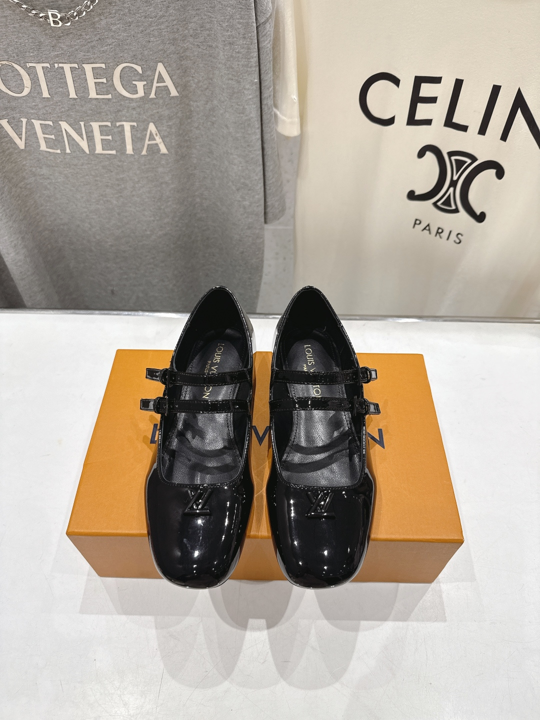 高版本出厂 Louis Vuitton 26ss new arrival LV驴牌春夏系列玛丽珍平底鞋单