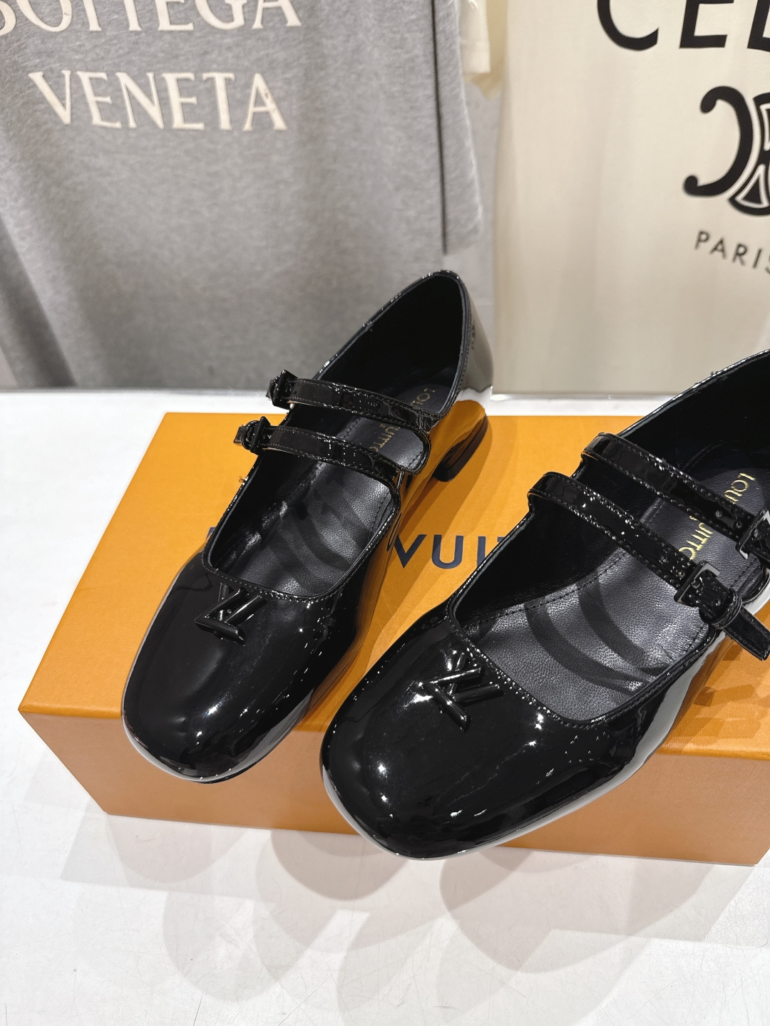 高版本出厂 Louis Vuitton 26ss new arrival LV驴牌春夏系列玛丽珍平底鞋单