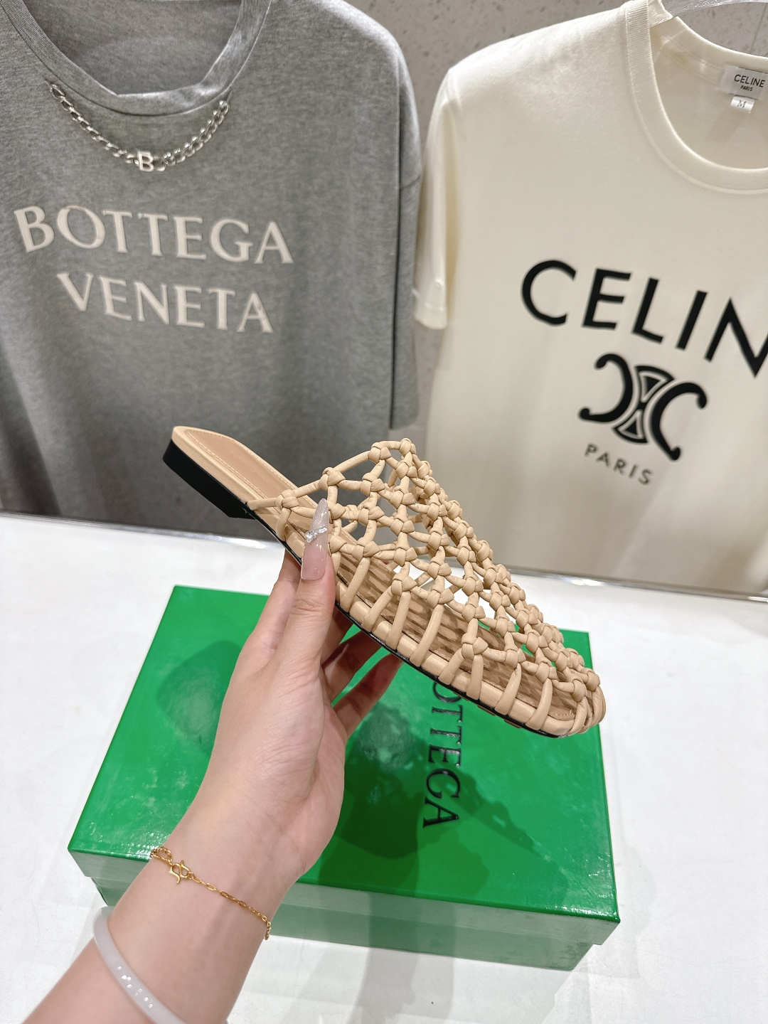 高版本出厂 Bottega Veneta/BV F065 2026ss夏季新款Riva Mule 女士平