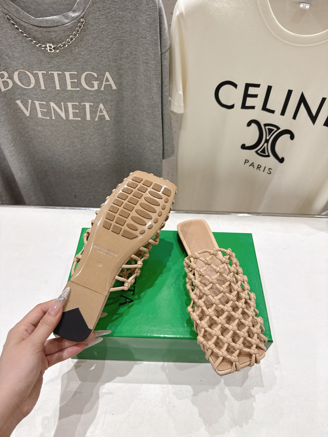 高版本出厂 Bottega Veneta/BV F065 2026ss夏季新款Riva Mule 女士平
