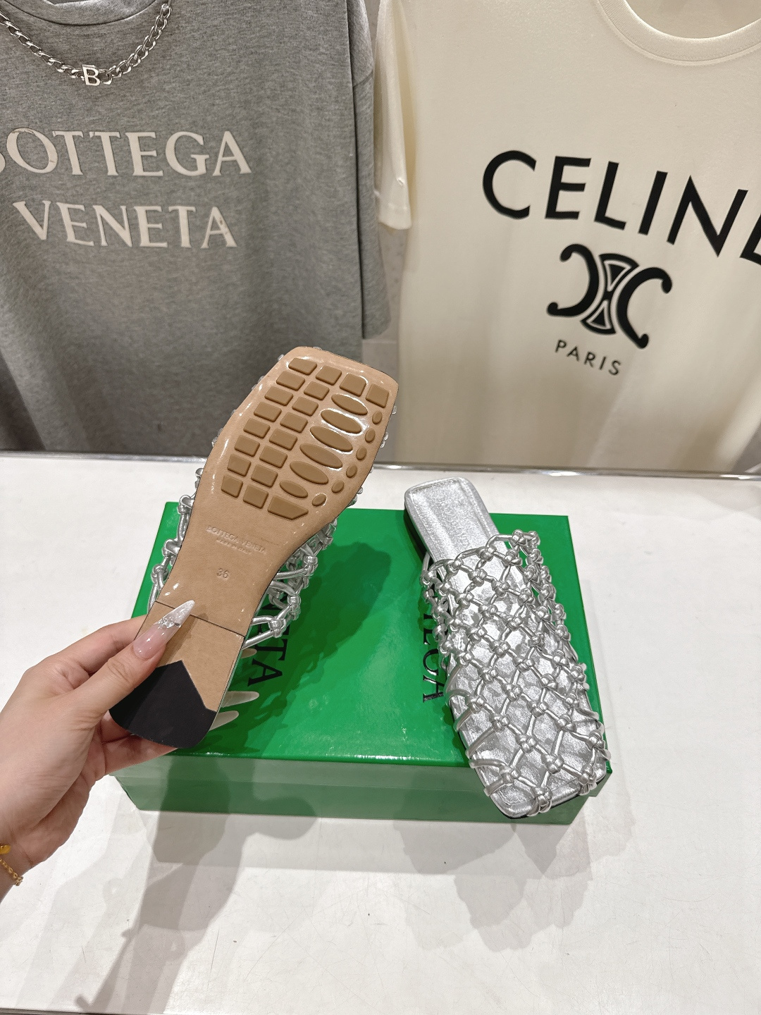 高版本出厂 Bottega Veneta/BV F065 2026ss夏季新款Riva Mule 女士平