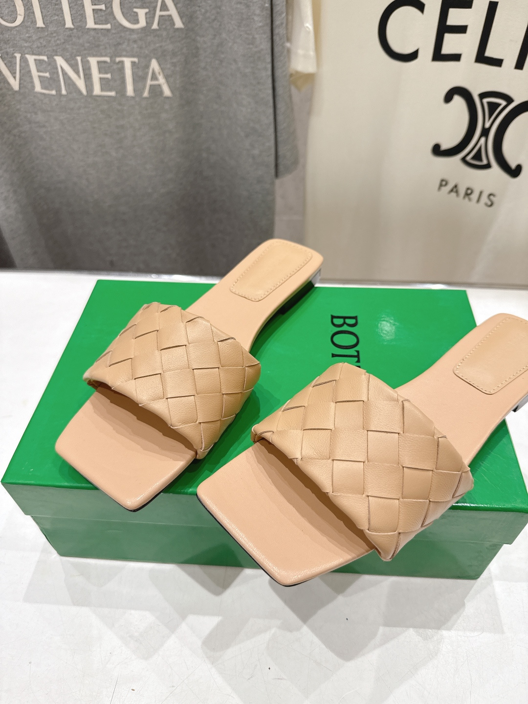 高版本出厂 Bottega Veneta/BV F065 2026ss夏季新款Parco Mule女士平