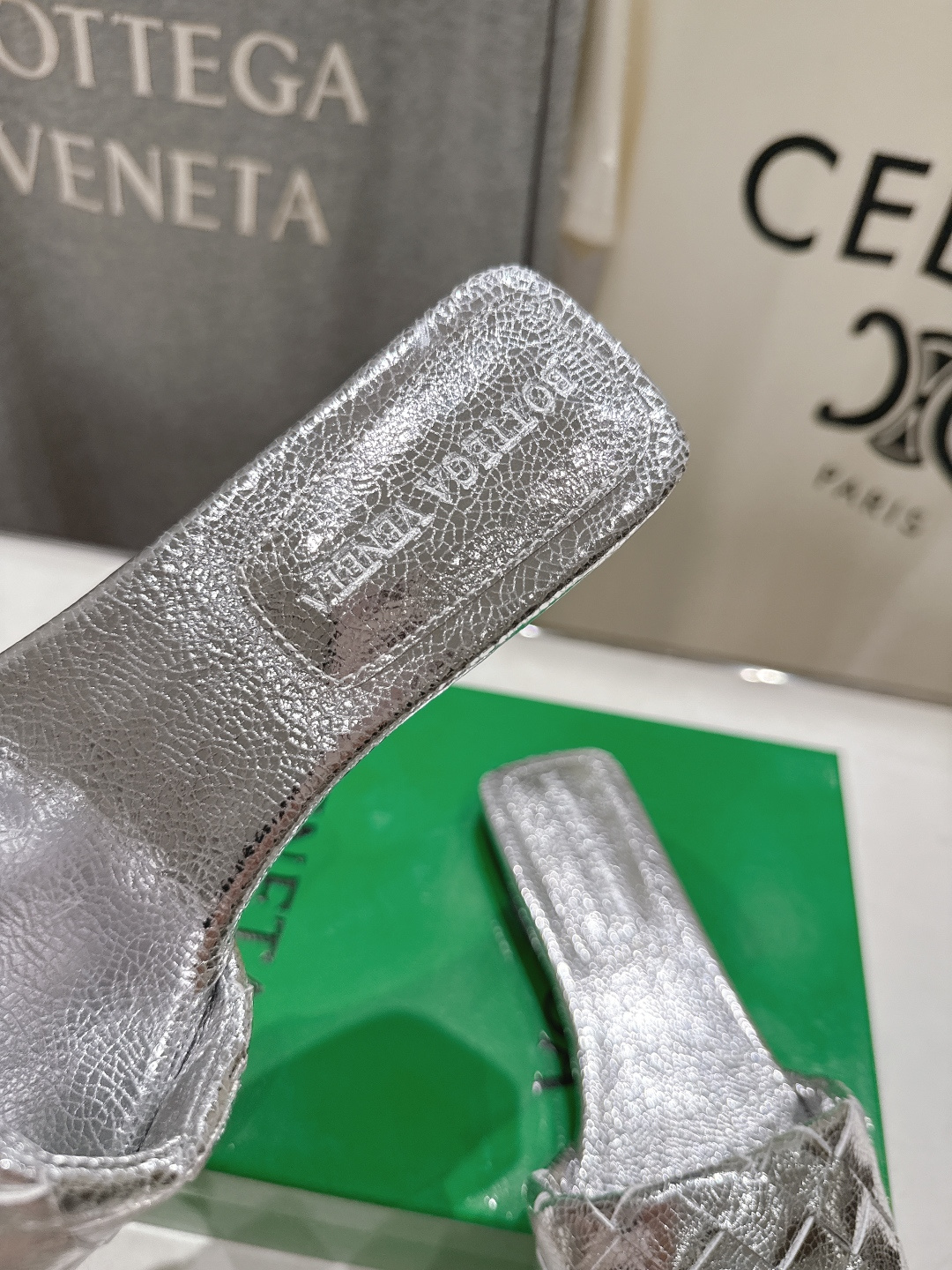 高版本出厂 Bottega Veneta/BV F065 2026ss夏季新款Parco Mule女士平