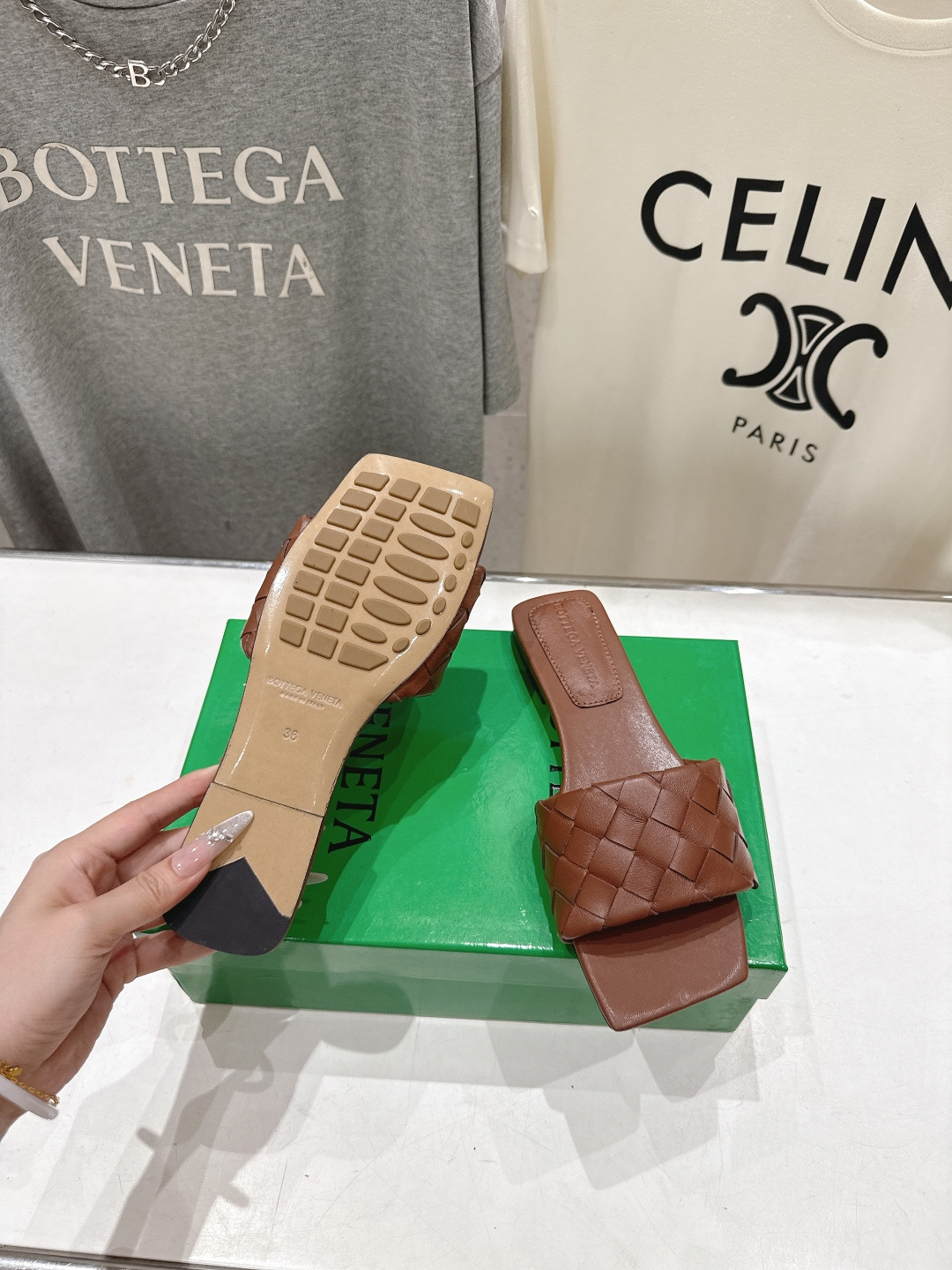 高版本出厂 Bottega Veneta/BV F065 2026ss夏季新款Parco Mule女士平