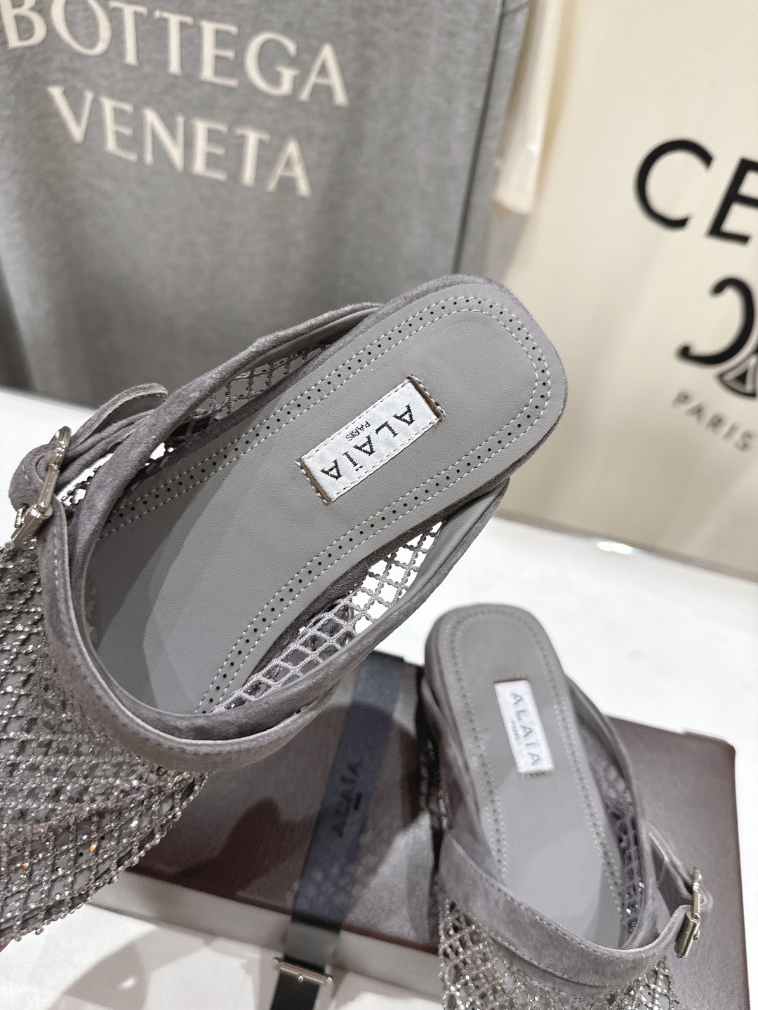 高版本出厂 独家新品 Alaia 阿莱亚26ss/新款网面平底鞋芭蕾舞鞋 最近超火的一款网钻平底鞋章小蕙