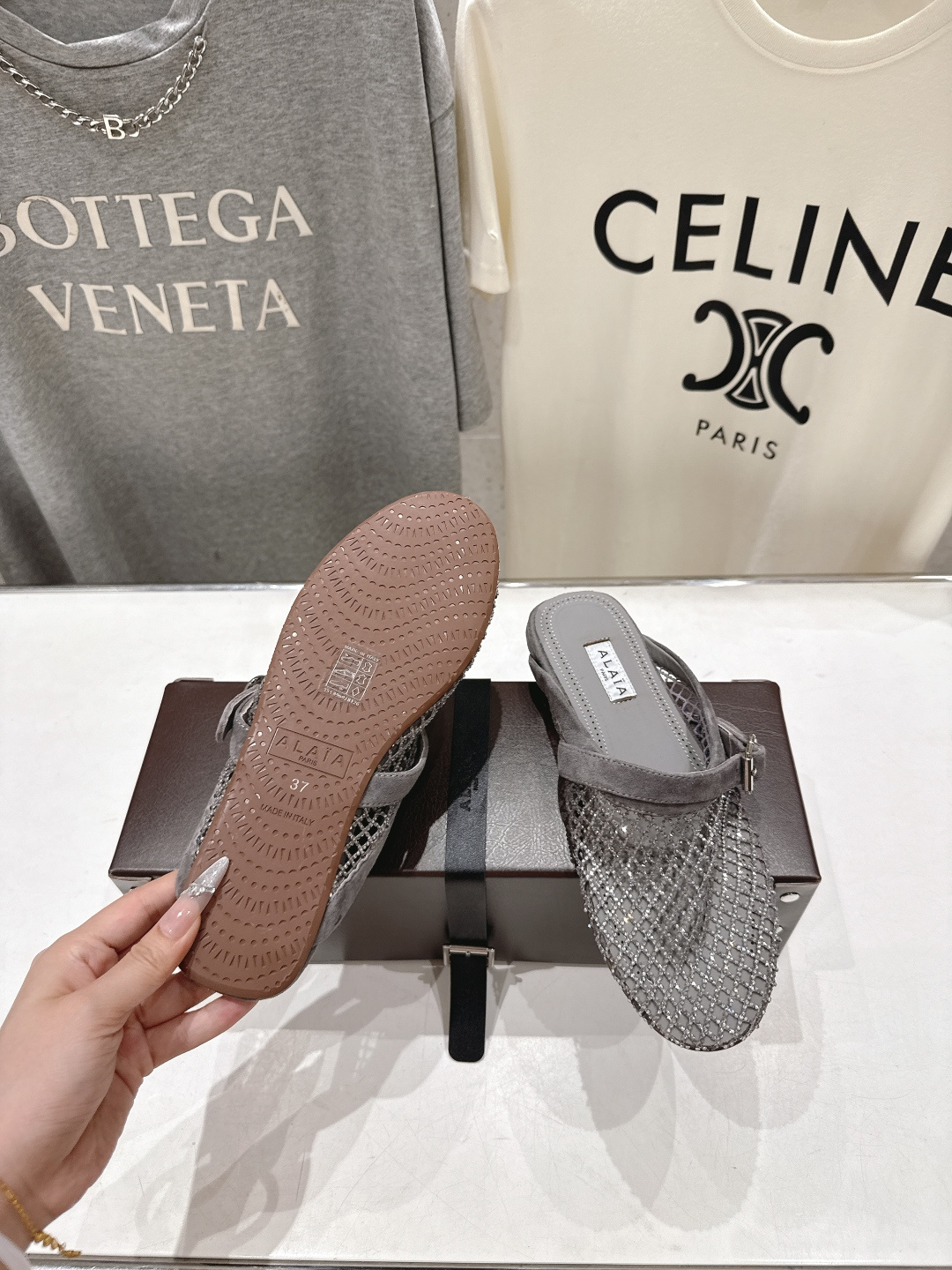 高版本出厂 独家新品 Alaia 阿莱亚26ss/新款网面平底鞋芭蕾舞鞋 最近超火的一款网钻平底鞋章小蕙