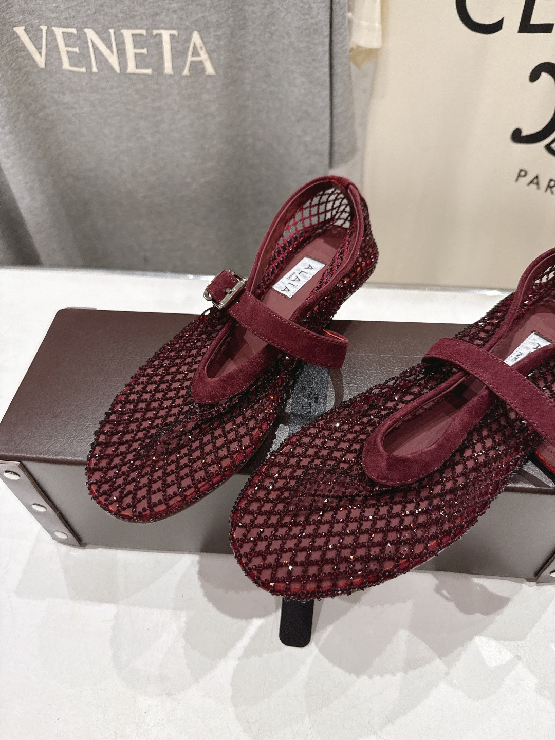 高版本出厂 单鞋 独家新品 Alaia 阿莱亚26ss/新款网面平底鞋芭蕾舞鞋 最近超火的一款网钻平底鞋