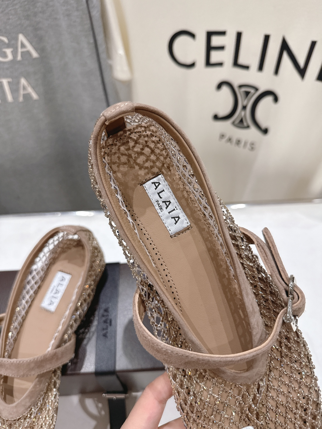 高版本出厂 单鞋 独家新品 Alaia 阿莱亚26ss/新款网面平底鞋芭蕾舞鞋 最近超火的一款网钻平底鞋