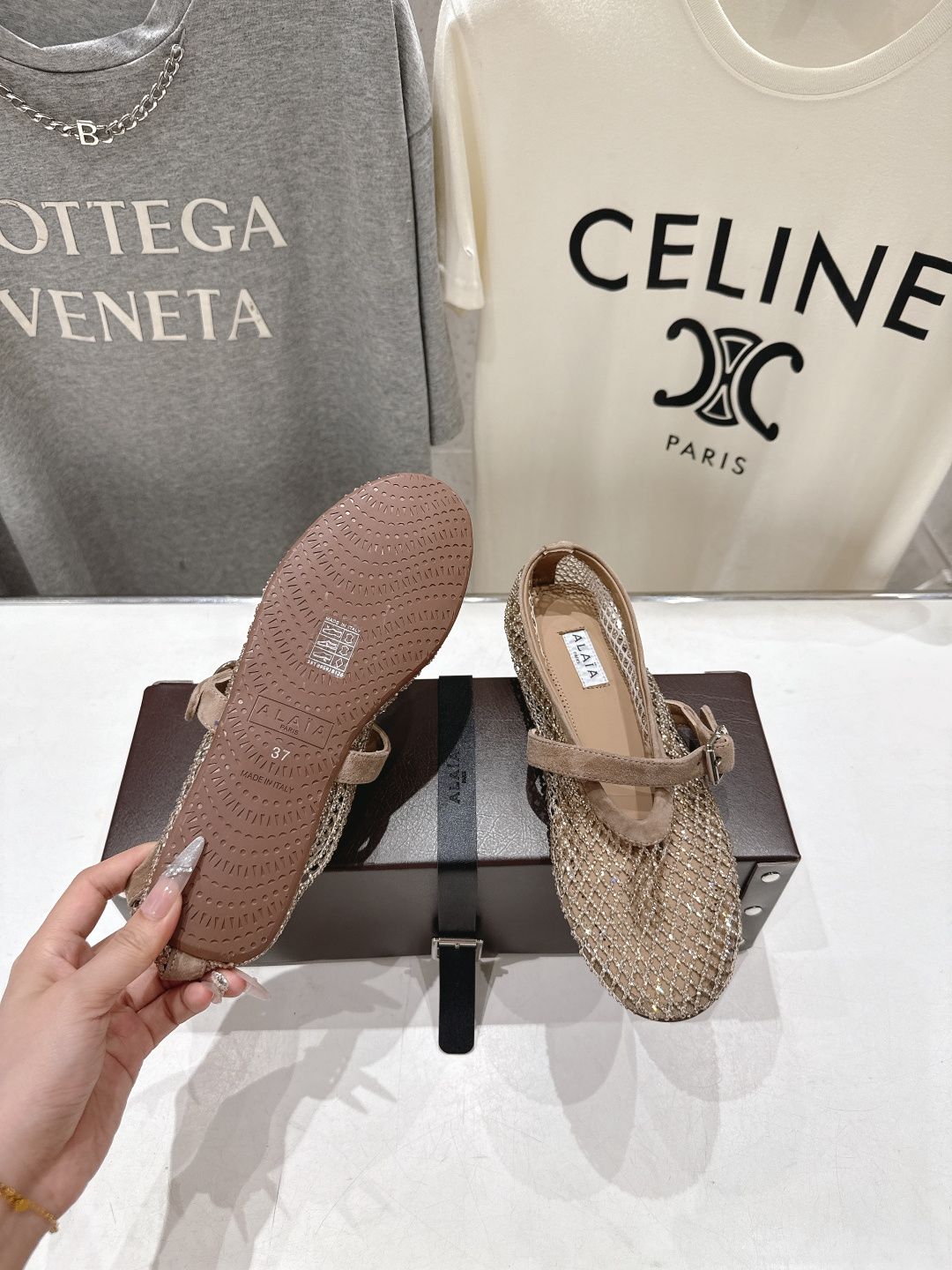 高版本出厂 单鞋 独家新品 Alaia 阿莱亚26ss/新款网面平底鞋芭蕾舞鞋 最近超火的一款网钻平底鞋