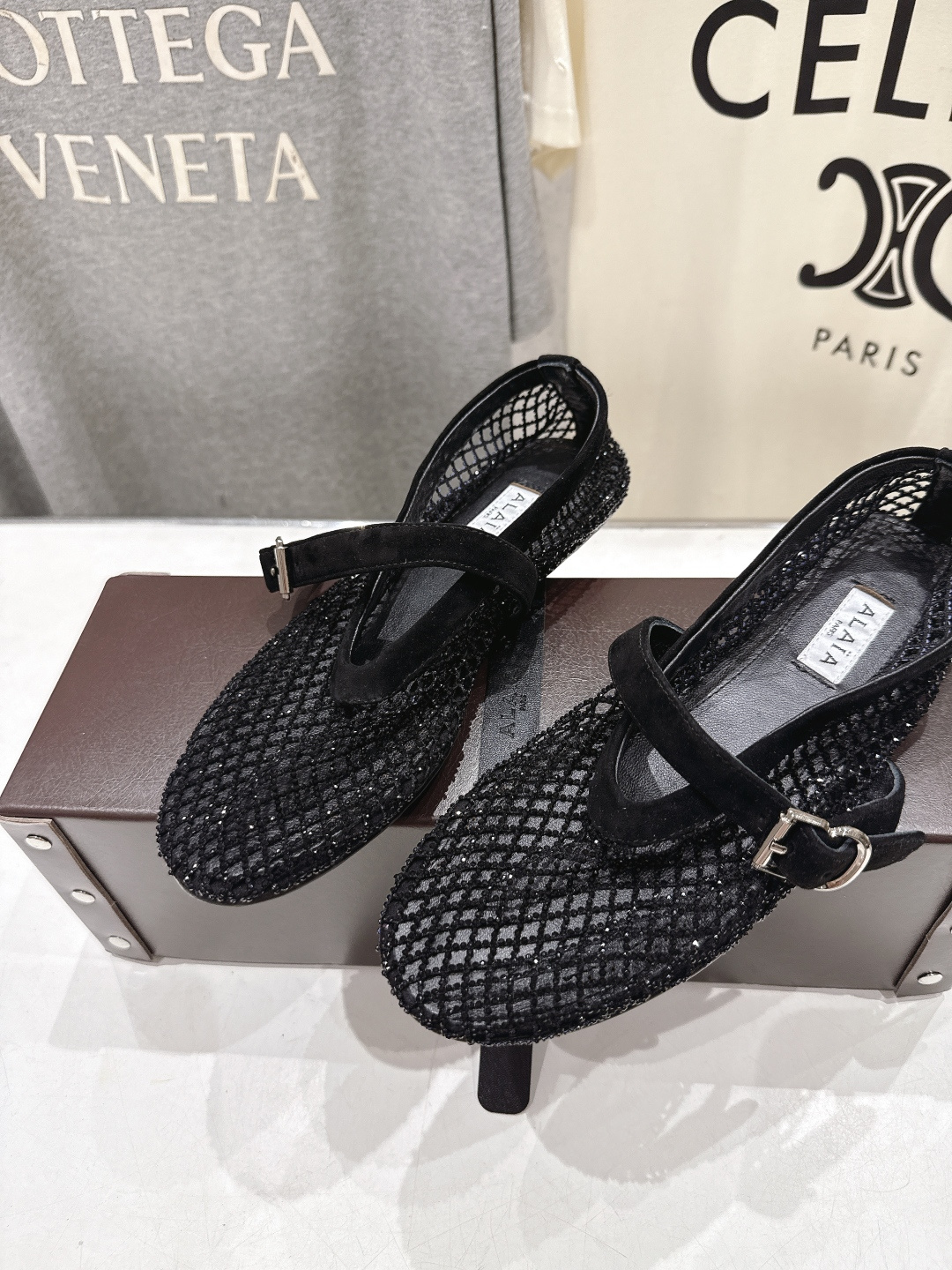 高版本出厂 单鞋 独家新品 Alaia 阿莱亚26ss/新款网面平底鞋芭蕾舞鞋 最近超火的一款网钻平底鞋