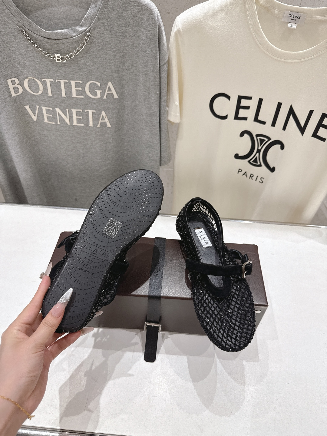 高版本出厂 单鞋 独家新品 Alaia 阿莱亚26ss/新款网面平底鞋芭蕾舞鞋 最近超火的一款网钻平底鞋