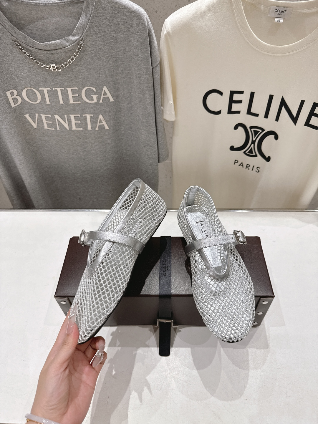 高版本出厂 单鞋 独家新品 Alaia 阿莱亚26ss/新款网面平底鞋芭蕾舞鞋 最近超火的一款网钻平底鞋