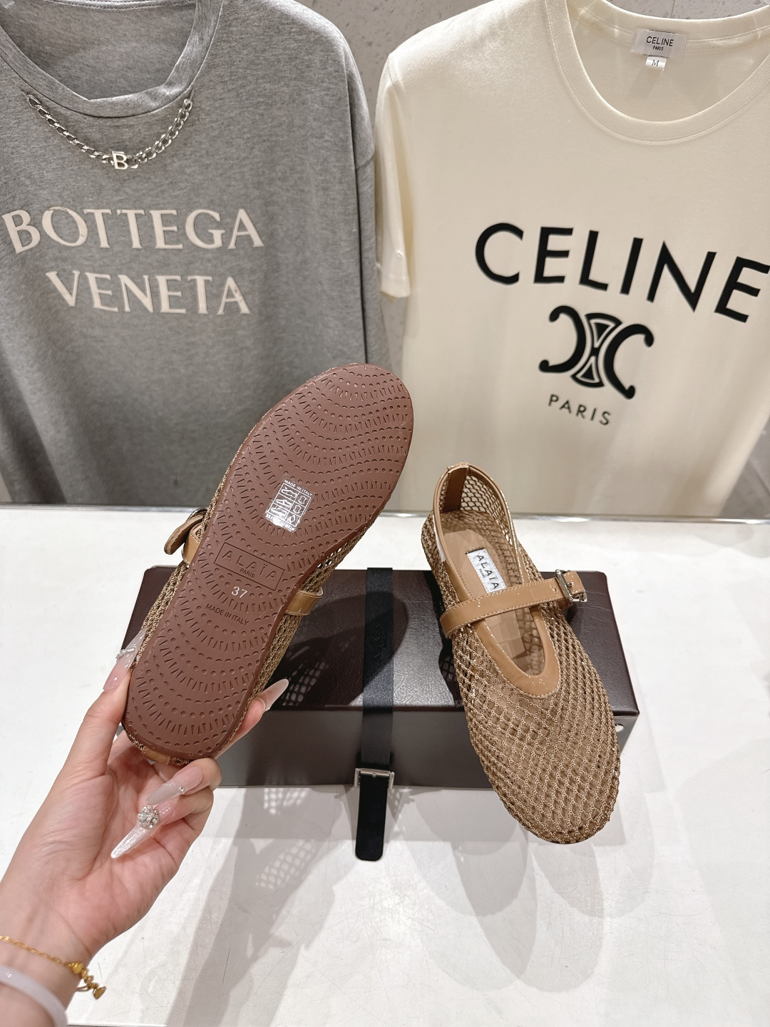 高版本出厂 单鞋 独家新品 Alaia 阿莱亚26ss/新款网面平底鞋芭蕾舞鞋 最近超火的一款网钻平底鞋