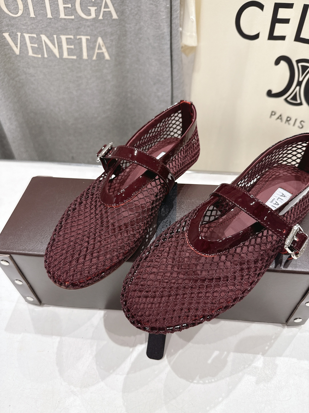 高版本出厂 单鞋 独家新品 Alaia 阿莱亚26ss/新款网面平底鞋芭蕾舞鞋 最近超火的一款网钻平底鞋