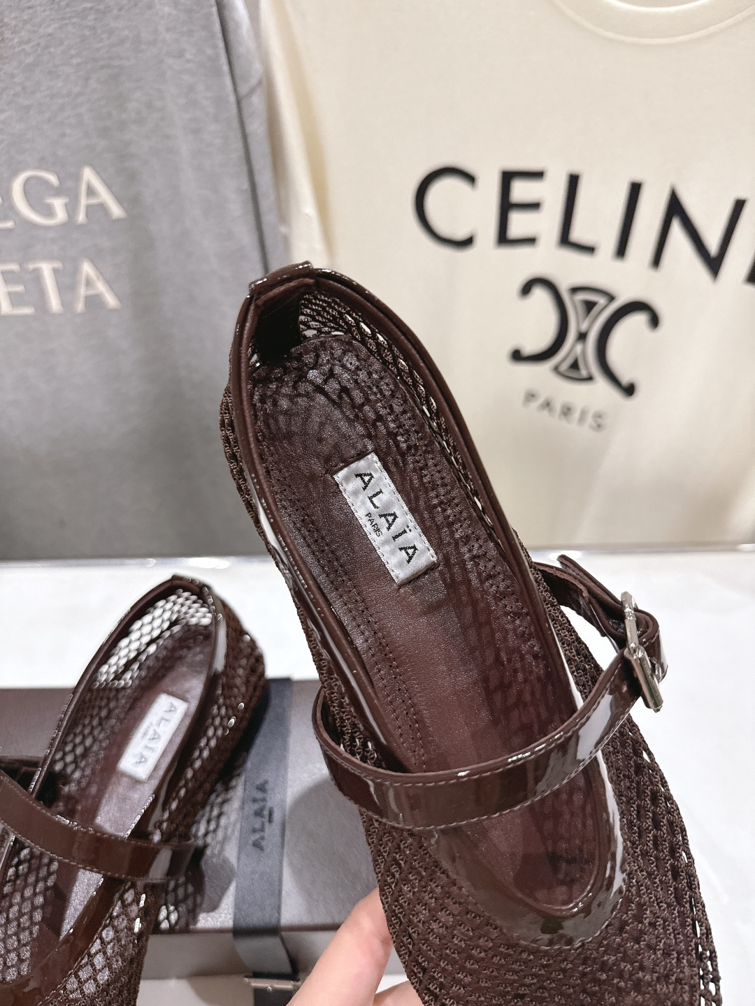 高版本出厂 单鞋 独家新品 Alaia 阿莱亚26ss/新款网面平底鞋芭蕾舞鞋 最近超火的一款网钻平底鞋