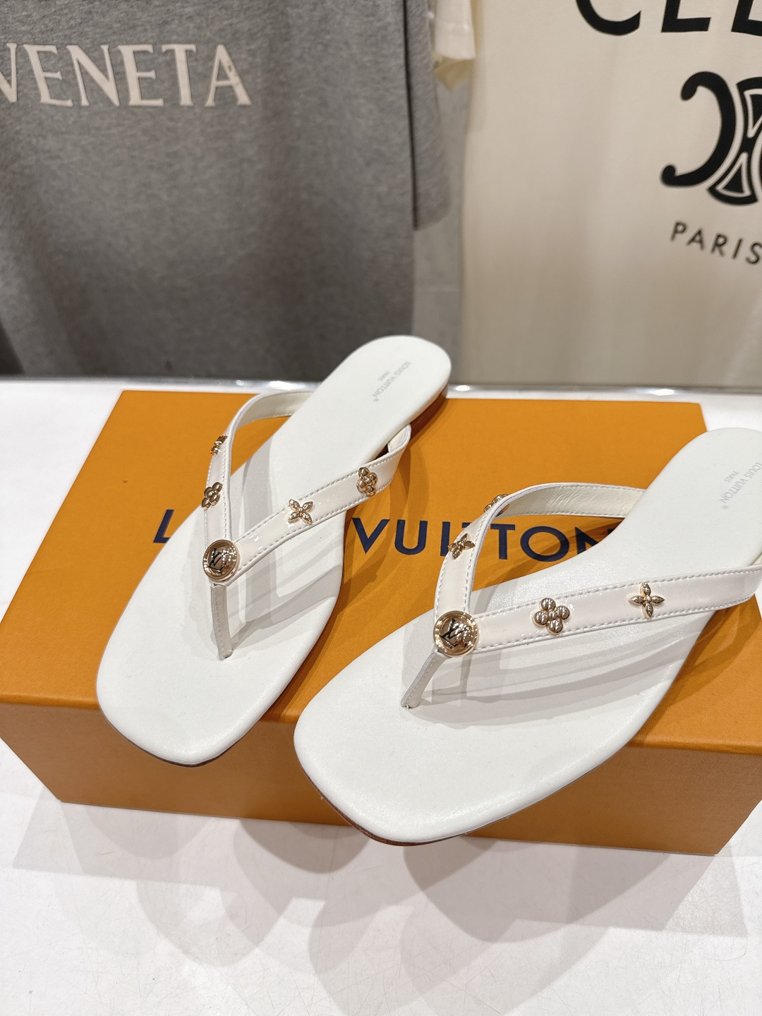 高版本出厂 Louis Vuitton ss25 new arrival LV驴牌夏季新款平底夹脚拖鞋简