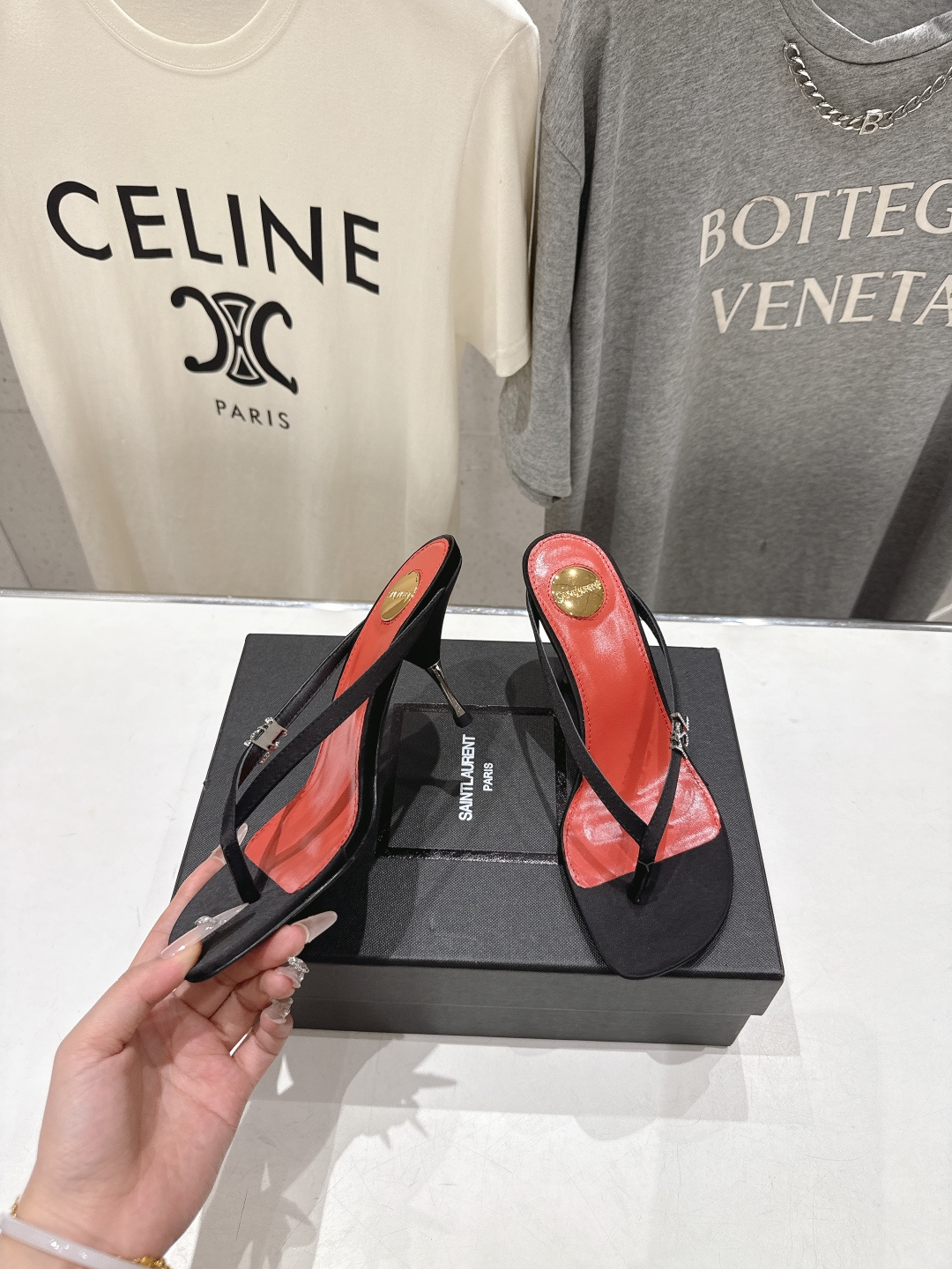 高版本出厂 SAINT LAURENT～F030 圣罗兰ysl 26ss夏季全新走秀款夹脚高跟拖鞋人字拖
