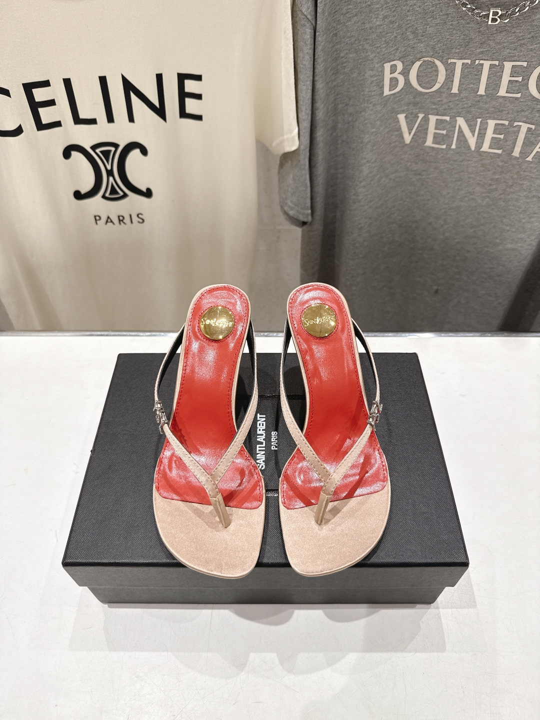 高版本出厂 SAINT LAURENT～F030 圣罗兰ysl 26ss夏季全新走秀款夹脚高跟拖鞋人字拖