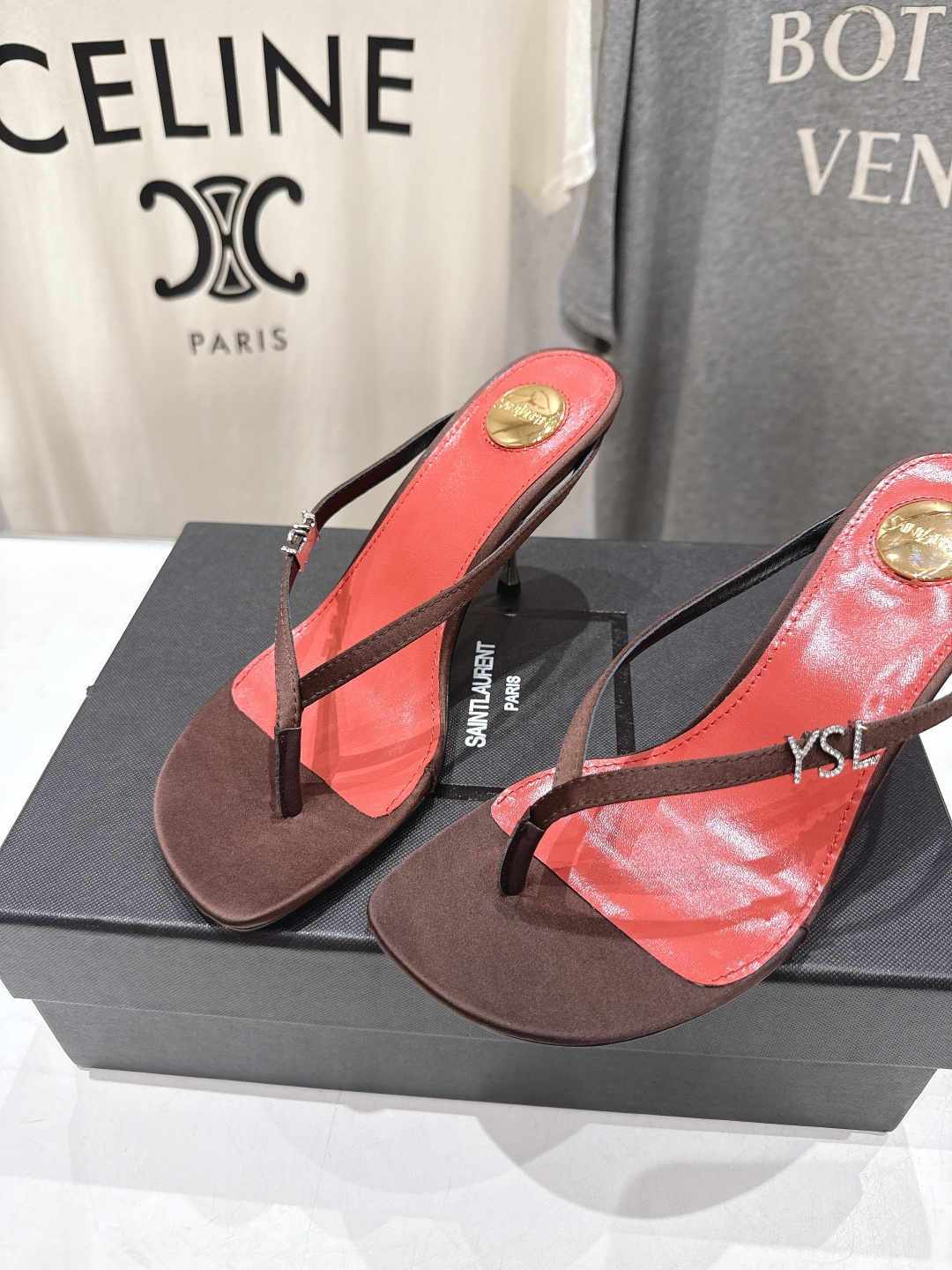 高版本出厂 SAINT LAURENT～F030 圣罗兰ysl 26ss夏季全新走秀款夹脚高跟拖鞋人字拖