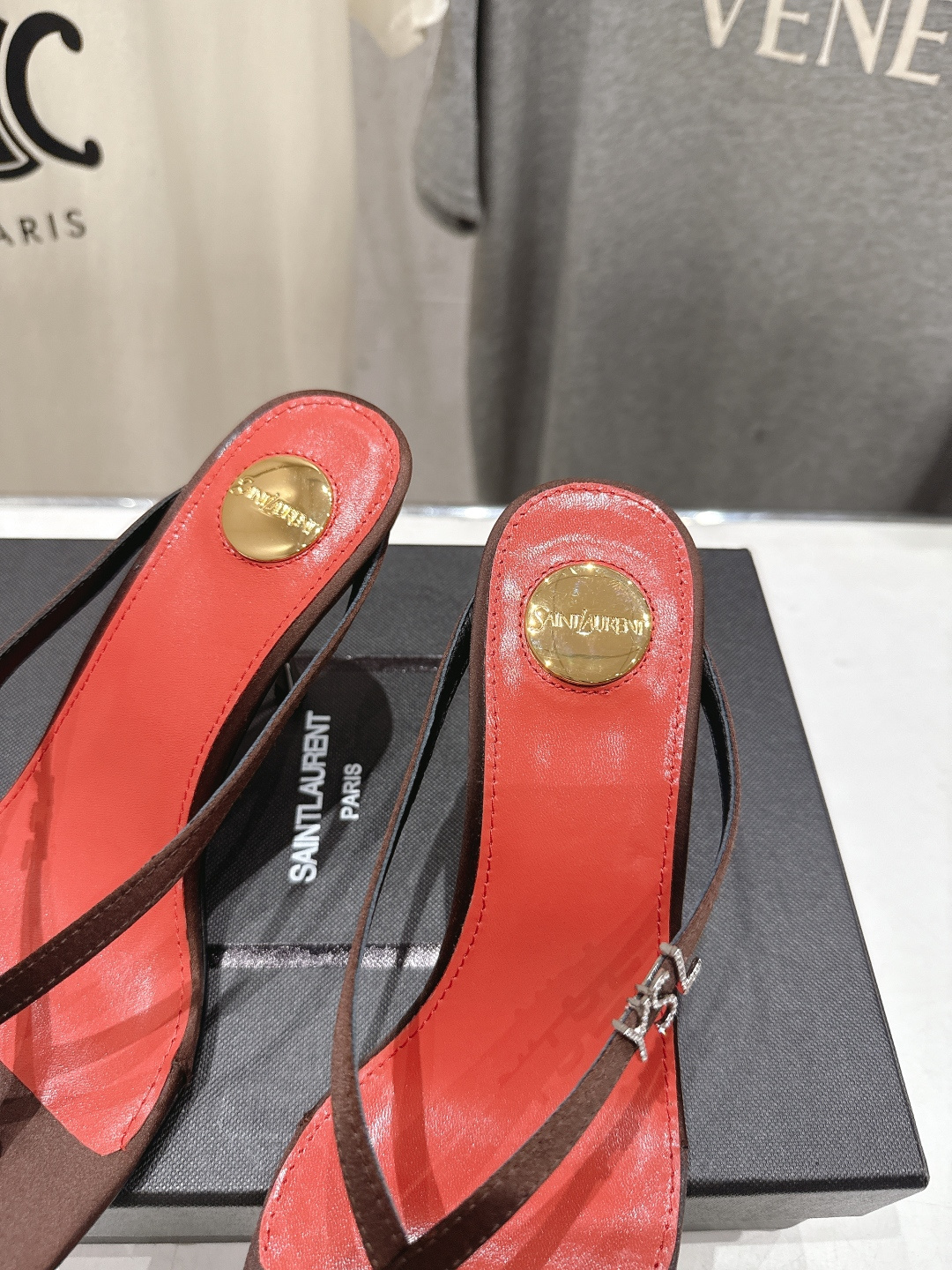 高版本出厂 SAINT LAURENT～F030 圣罗兰ysl 26ss夏季全新走秀款夹脚高跟拖鞋人字拖
