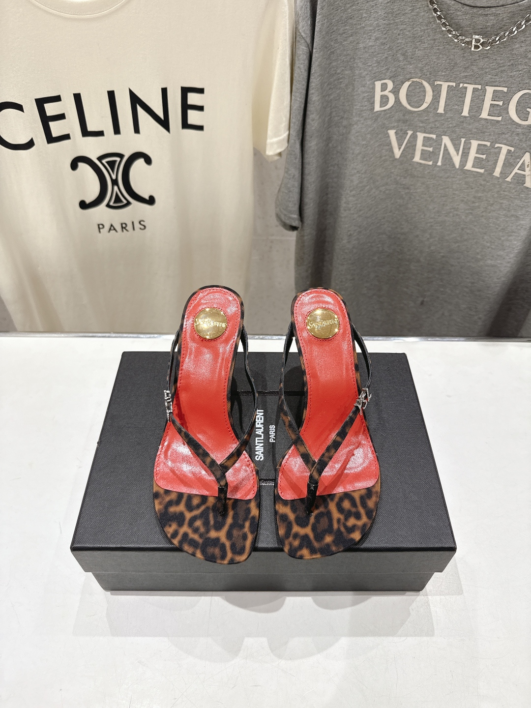 高版本出厂 SAINT LAURENT～F030 圣罗兰ysl 26ss夏季全新走秀款夹脚高跟拖鞋人字拖