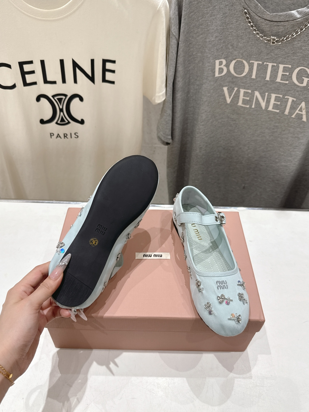 高版本出厂  MiuMiu/缪缪F033 2026ss新款法式仙女风玛丽珍平底鞋单鞋芭蕾平底鞋亮相缪缪2