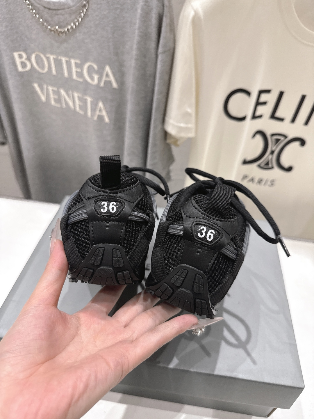 高版本出厂Balenciaga/巴黎世家 F046 26ss官方同步新款Rader系列做旧压纹标识休闲鞋