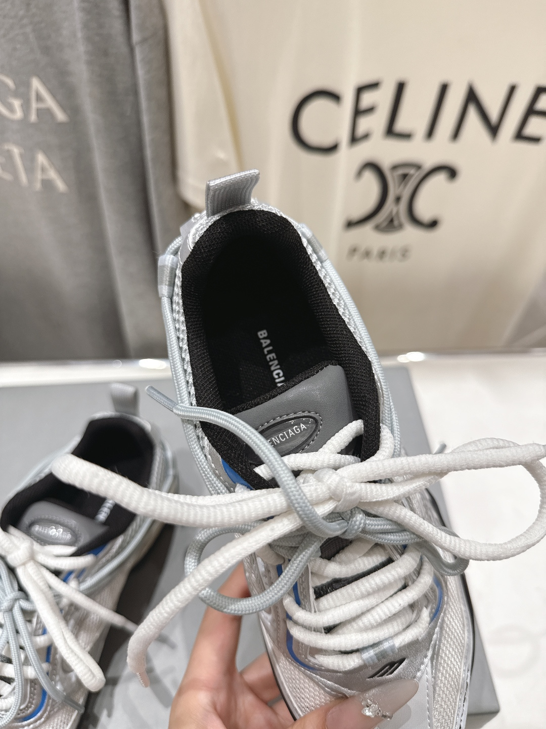 高版本出厂Balenciaga/巴黎世家 F046 26ss官方同步新款Rader系列做旧压纹标识休闲鞋