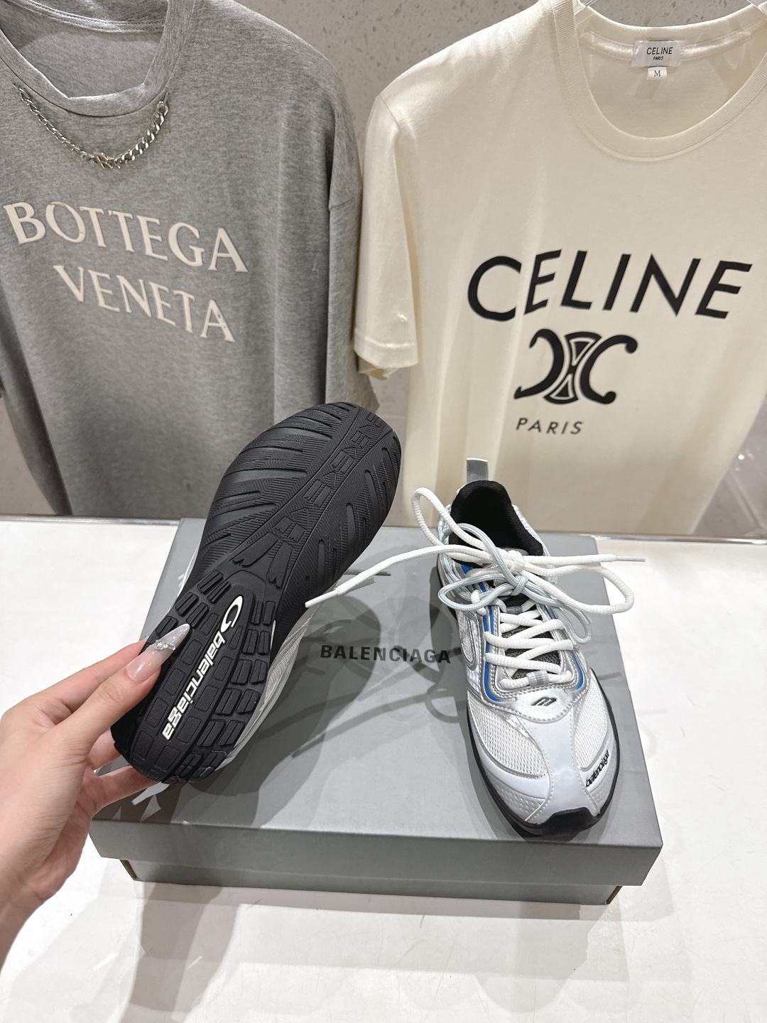 高版本出厂Balenciaga/巴黎世家 F046 26ss官方同步新款Rader系列做旧压纹标识休闲鞋
