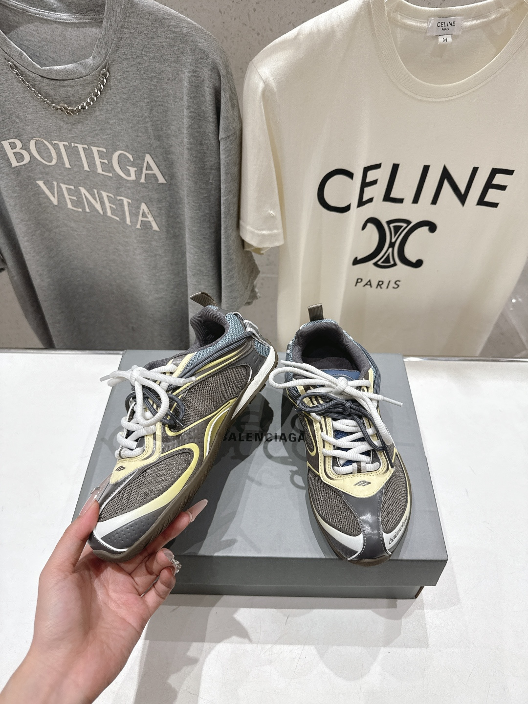 高版本出厂Balenciaga/巴黎世家 F046 26ss官方同步新款Rader系列做旧压纹标识休闲鞋