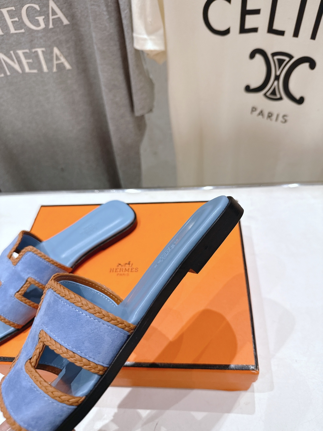 高版本出厂   HERMES*✈️爱马仕H家F062 2026ss最新夏季升级版经典平底H拖鞋🇮🇹度假旅
