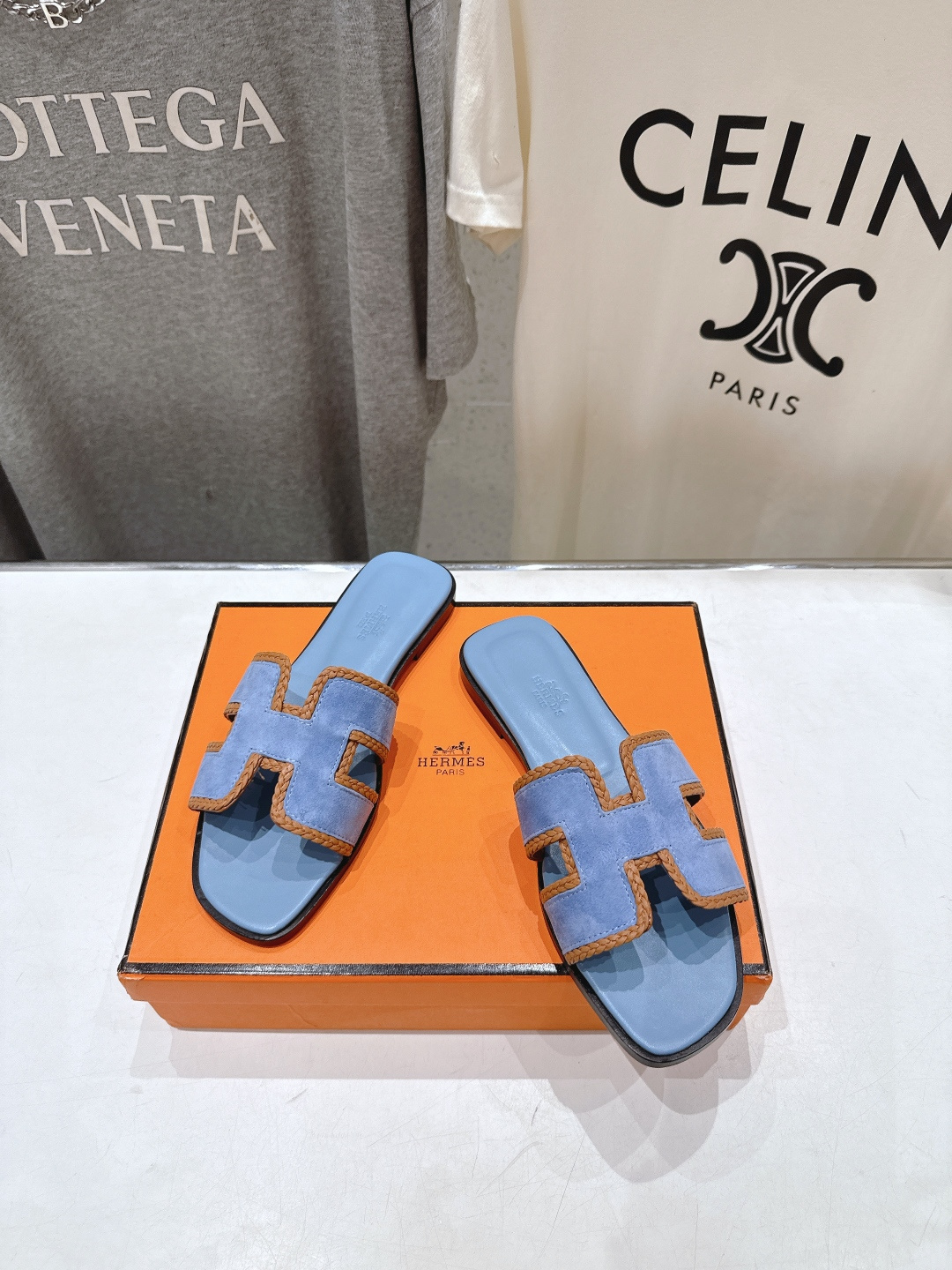 高版本出厂   HERMES*✈️爱马仕H家F062 2026ss最新夏季升级版经典平底H拖鞋🇮🇹度假旅
