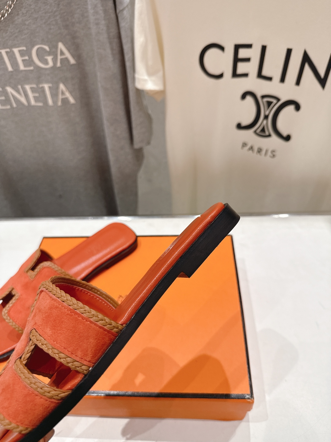高版本出厂   HERMES*✈️爱马仕H家F062 2026ss最新夏季升级版经典平底H拖鞋🇮🇹度假旅