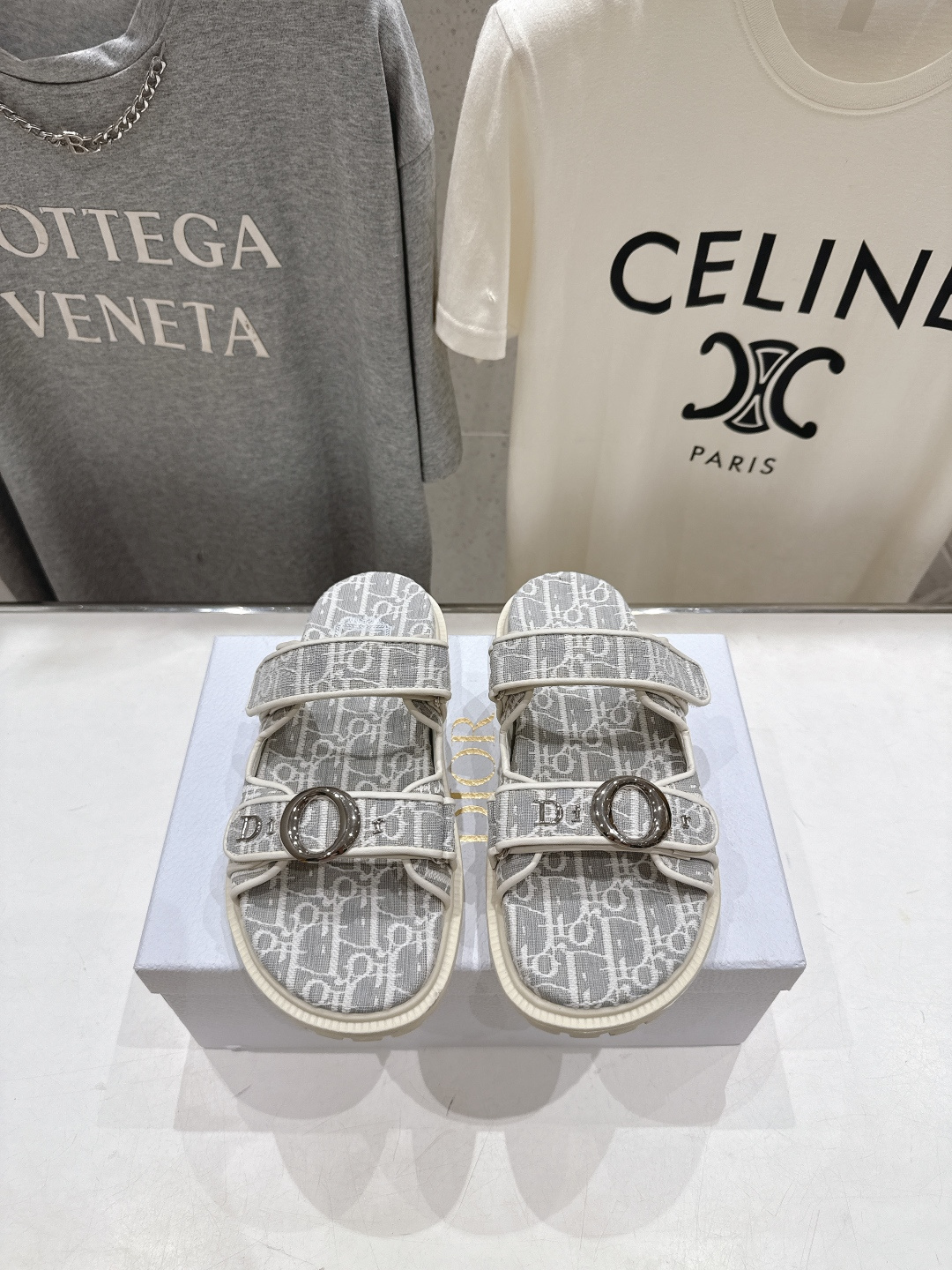 高版本出厂 【高品质】Dior*迪奥F019 D家2026ss春夏新款魔术贴厚底沙滩凉鞋～经典版型 搭配